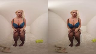 337  Bravomodels Whitebox 3D VR Casting Masturbations  Bambi Bella-4