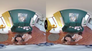 Virtual Taboo with Mini Mitzi & Olive Glass in Mother’s Day Magic.-1