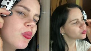 M@nyV1ds - AnnaManyVids - Giantess eats gummy bears and a toy 4K-8