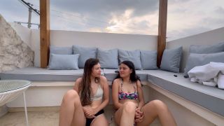 I Can'T Believe I Masturbated With Another Woman In Public.-1