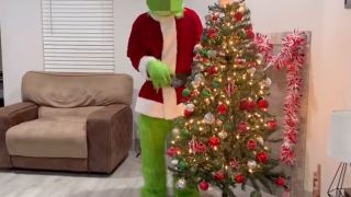 [GetFreeDays.com] Fucking the Grinch to Save Christmas Adult Leak November 2022-0