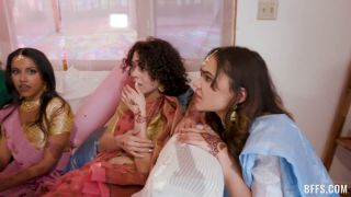 Video Naudi Nala, Satine Summers, Nina White, Nikki Slick 1080p FullHD-0