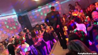 Party Hardcore Gone Crazy Vol 16 Part 2.-8
