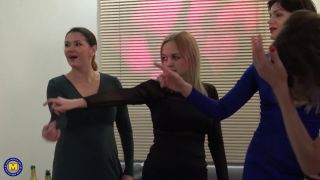 Video Cock Sharing Party Artemia (44), Bony (34), Donna (22), Emmy ...-1