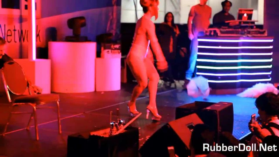 xxx video clip 42 Exxxotica Chicago - 2013 on fetish porn bdsm handcuffs