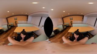 SAVR-397 【8KVR】金庫破りの犯人は普段真面目な人妻従業員だった…深夜の店内に響き渡る謝罪のヨガリ声 通野未帆-3