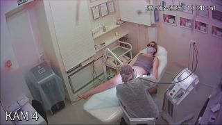 Voyeur – Hidden Camera In Depilation Salon 12 - [Webcam]-3