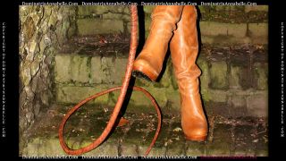 Online tube Dominatrix Annabelle in Leather, Whips and Stilettos!-1
