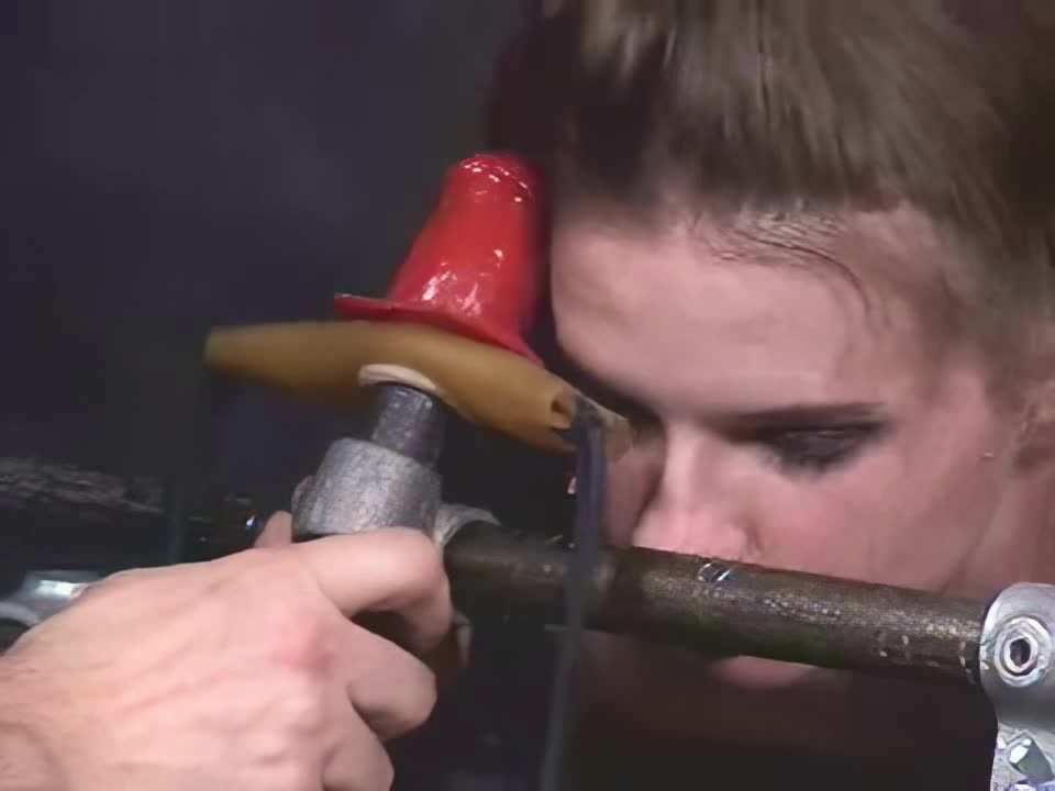 20011124 - Az's Live Feed (From May 12, 2001) (Az) Sex On...