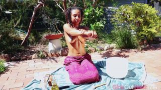 Girls Out West 25 04 14 Desirae Beam Solo – Full HD - Beam-0