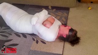 Safas Sensual Mummy Struggle - CinchedAndSecured Quick Vi...-8
