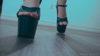 Imilia Audley Private Dancer Enacts Your Giantess Fantasies (Femdom porn)-8