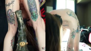 LiliJunex Inserts A Giant Toy In Her Pussy LiliJunex  Masturbation-3