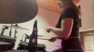 Faustine Perdrix - Sex With a Subscriber Fan HD - MILF beauty-2