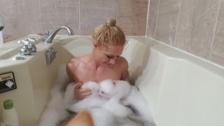 online adult clip 21 trans hardcore milf porn | TQ Rica – bathtime tease faucet makes me cum | tq rica-1