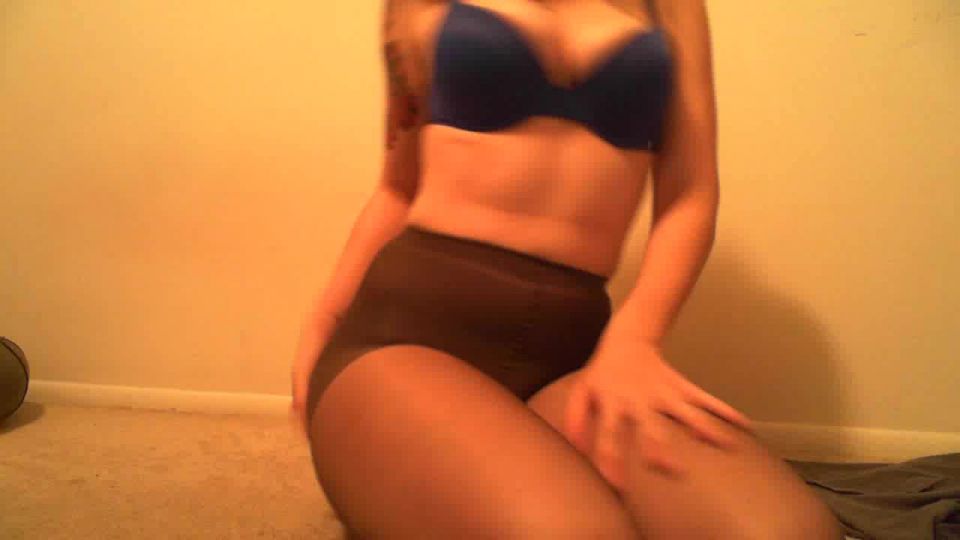 free porn clip 13 femdom slave humiliation Lucy Skye – Jack off to Pantyhos, fetish on femdom porn