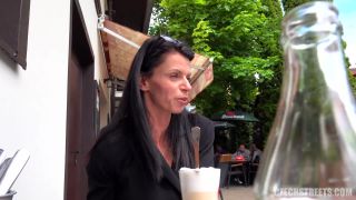Dominika-Milf walking on public with vibrator E129 2021-06-07 1080p-2
