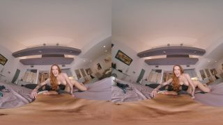 Chloe Foxxe VR: Fantastic Miss Foxxe 4K Missions (Oculus, Vive)-2