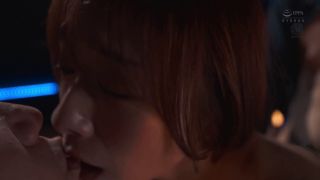 JUR-369 ハプニングバー人妻NTR 「あなたのためよ…」と言っていた妻がいつしか群がる男たちに夢中になっていた。 白石茉莉奈 藤井レイラ-6