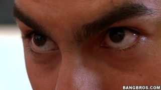 Ava Devine, Britney Amber, Diamond Kitty (MILF porn)-3