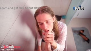 Hotel Manager Kate Satisfied an Angry Client in Her Own Way - Kate Kravets Ho...-6