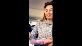 Scarlett Morgan Scarlettmorgan - yay new toys unboxing in the car cause im too excited 16-07-2020-9