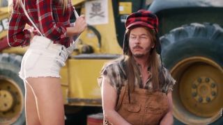 Charlotte McKinney – Joe Dirt 2 (2015) HD 720p - (Celebrity porn)-2