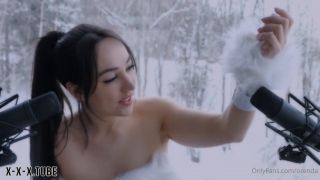  Whispering  orenda  Orenda Asmr Snow Trigger-6