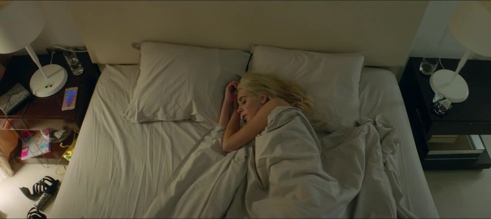 Victoria Carmen Sonne, Mill Jober - Holiday (2018) HD 1080p - (Celebrity porn)