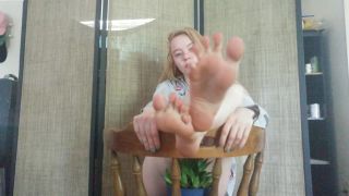 7167 Footfetish, licks feet, foot job-6