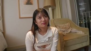 HMN-706 息子と妻が実家に帰省中、息子が通う保育園の可愛いと思っていた小柄な保育士さんをダメ元でデートに誘ったら、初めは断られたけど、次の日にやっぱりOKですと連絡がきて、横浜でデートして、近くのホテルに連れ込んだら、彼女も期待していたのかすごく嬉しそうで… 北岡果林-4