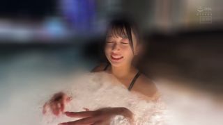 HMN-706 息子と妻が実家に帰省中、息子が通う保育園の可愛いと思っていた小柄な保育士さんをダメ元でデートに誘ったら、初めは断られたけど、次の日にやっぱりOKですと連絡がきて、横浜でデートして、近くのホテルに連れ込んだら、彼女も期待していたのかすごく嬉しそうで… 北岡果林-6