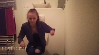  Toilet Indoor – hz 23370, toilet indoor on voyeur-3