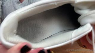 video 14 sizetensolemates 161220201463065402 soak my nike socks with your cum joi side note my voice is super sexyyy e, self foot fetish on feet porn -3