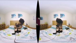 VIRTUAL REALITY WANK WITH ASHLEY JAYNE-7