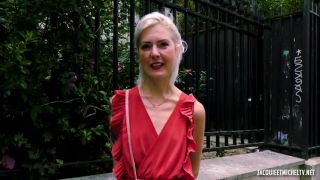 7103 A 40ans, Sophie croque deux mecs pour la premiere fois-1
