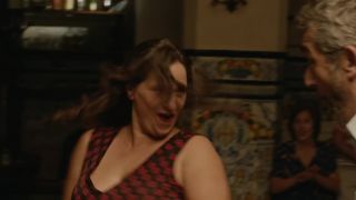 Carme Juan - El escarabajo al final de la calle (2018) HD 1080p!!!-6