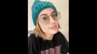 Kristen Scott () Kristenscott - send me a dm i would love to get started on your singing custom video 21-03-2020-5