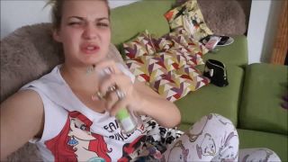 Bad Dolly – Loud Stinky Fart Compilations 5 Mins BigTits!-3