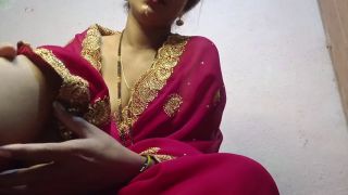 Hot rashmi - Hot sexy indian alone aunty pussy show with fingring-1