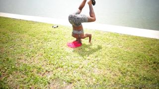 online xxx clip 11 QueenVeinyFeet 0609 – 186, foot fetish domina on feet porn -5