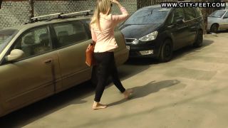 Bare Feet In The City Video - Valeria 2013-08-1-8