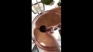 Alissa - Noir - Glas Stuhl und zwei Toys - Rate ob es geil war 1080P - Mdh-6