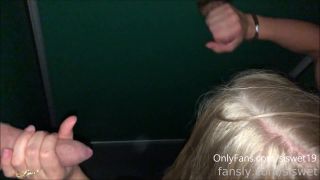 Video Siswet19   Full Videos Whoring And Sucking Cocks In The Darkr...-3