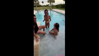 Bryce Adams Big Booty Bailey First Time Sharing BF In The Pool 1 Onlyfans (Amateur porn)-4