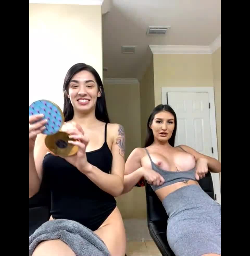 COLLEGE GIRL - ambermg vip AmbermgvipStream started at pm maddielazo - 22-12-2020 - Onlyfans