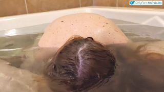 RedQueen88 - Underwater Bathtub Blowjob With Long Hair Redhead MILF-5