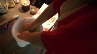 clip 38 licking amateur Cara Vega - Naked Baking, 19 yrs old on amateur porn-4