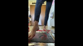 Foot Print Painting BBS R Milf-4