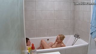 Reallifecam - Savaira And Chilli Have Hot Dance Lesbian Kissing Dildo Bate In Bathub 27.06.2025 604P - Amateur-7